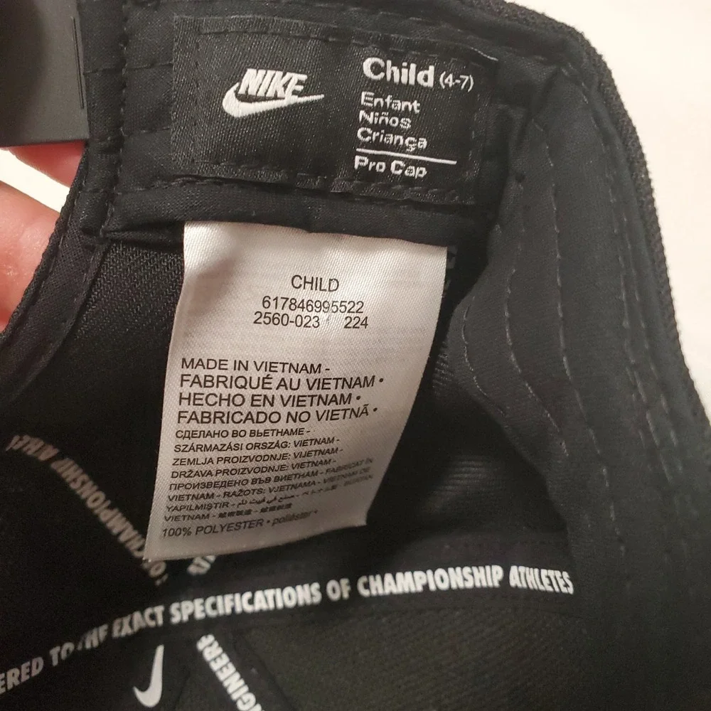 Nike True Black Snapback Flat Brim Pro Cap Baseball Hat Child 4-7 NWT 2560-023